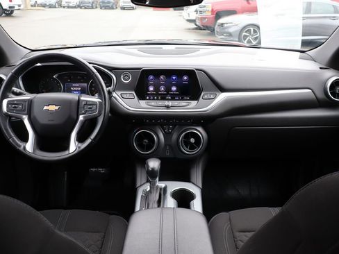 Used 2020 Chevrolet Blazer LT image 39