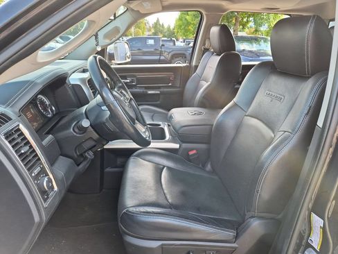 Used 2017 RAM 3500 Laramie AWD/4WD image 12