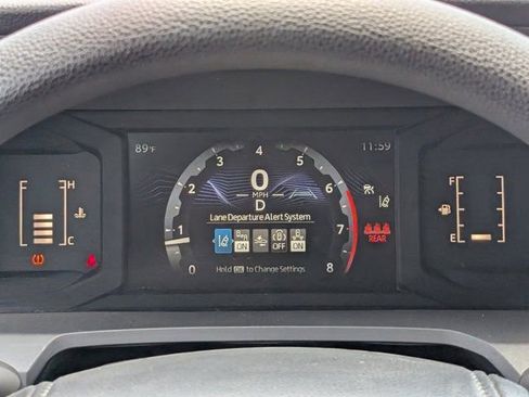 Used 2025 Toyota Tacoma SR5 AWD/4WD image 24