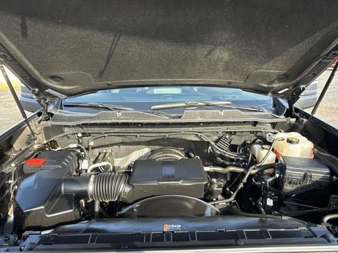 Used 2024 Chevrolet Silverado 2500 Custom w/ Custom Convenience Package image 17