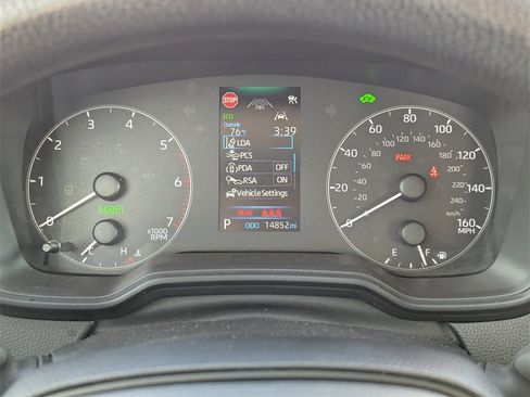 Certified 2025 Toyota Corolla LE image 16