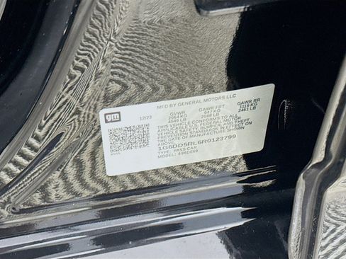 Used 2024 Cadillac CT4 V image 40