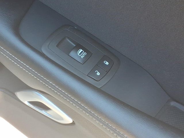 Used 2022 Dodge Challenger R/T RWD image 14