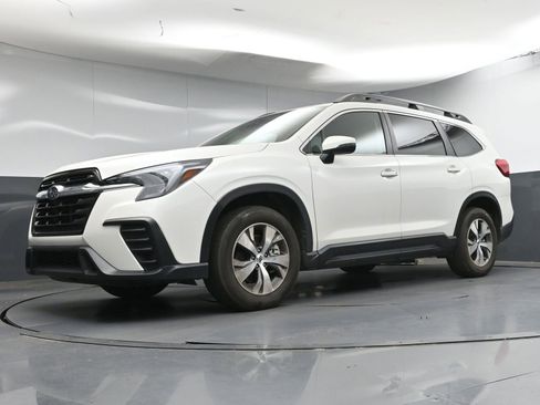 Used 2023 Subaru Ascent Premium w/ Convenience Package AWD/4WD image 21