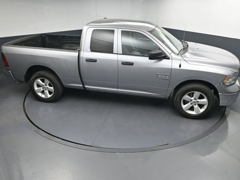 Used 2024 RAM 1500 Classic SLT AWD/4WD image 31