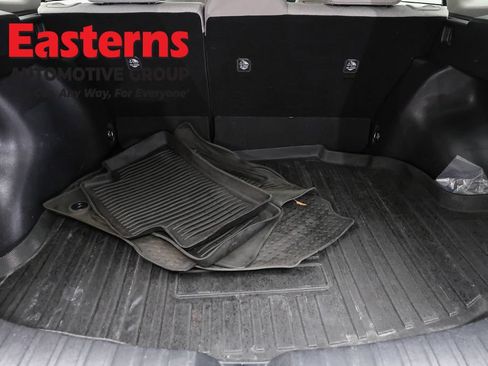 Used 2022 Toyota Corolla Cross LE FWD image 9