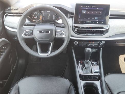 Used 2024 Jeep Compass Latitude AWD/4WD image 26