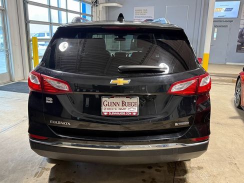 Used 2018 Chevrolet Equinox Premier image 6