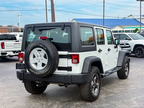 Used 2017 Jeep Wrangler Unlimited Sport w/ Connectivity Group AWD/4WD image 11