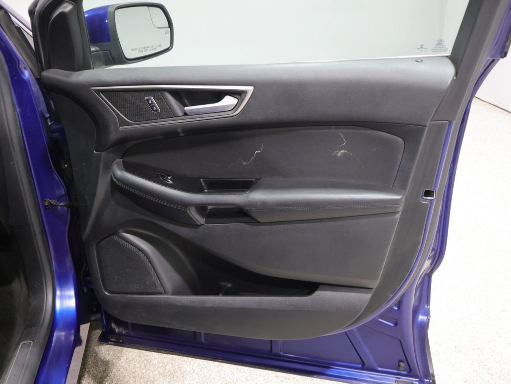 Used 2015 Ford Edge SEL AWD/4WD image 22