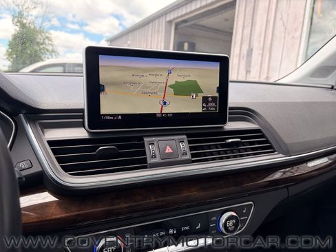 Used 2018 Audi Q5 Prestige w/ Prestige Package AWD/4WD image 16
