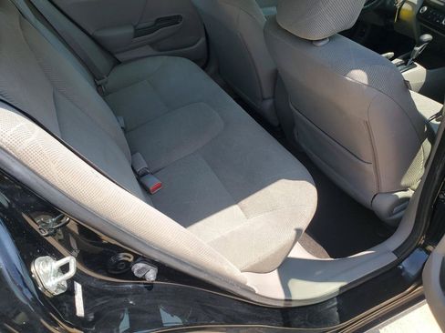 Used 2012 Honda Civic LX image 7