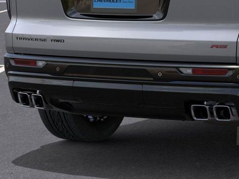 New 2026 Chevrolet Traverse RS w/ LPO, Floor Liner Package image 14