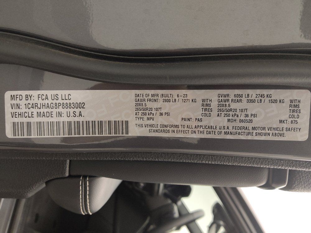 Used 2023 Jeep Grand Cherokee Altitude AWD/4WD image 33