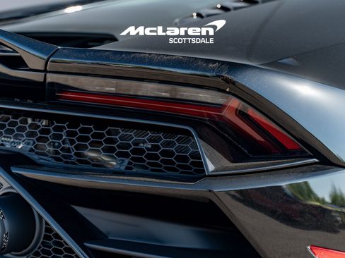 Used 2021 Lamborghini Huracan EVO RWD image 25