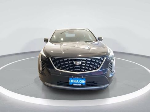 Used 2023 Cadillac XT4 Premium Luxury AWD/4WD image 3