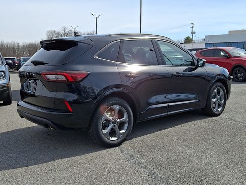 Certified 2024 Ford Escape ST-Line w/ Cold Weather Package FWD image 6