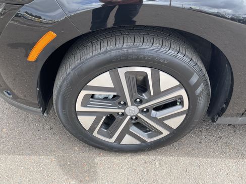Certified 2023 Hyundai Kona Limited FWD image 9