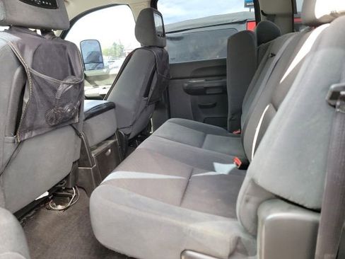 Used 2009 Chevrolet Silverado 2500 LT w/ Exterior Plus Package image 8