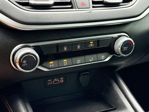 Used 2022 Nissan Altima 2.5 SR image 15