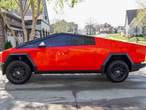 Used 2024 Tesla Cybertruck Cyberbeast image 3