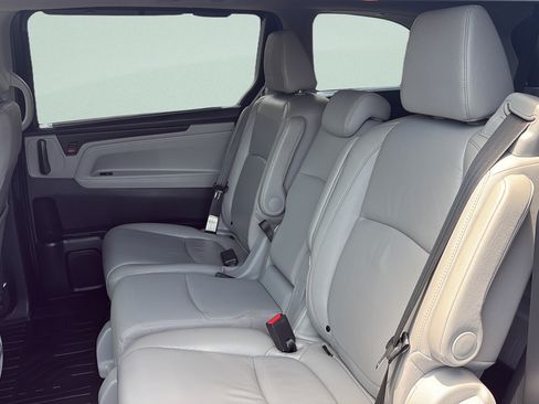 Used 2020 Honda Odyssey EX-L image 16