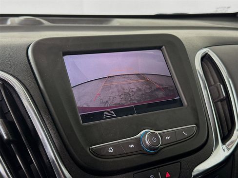 Used 2023 Chevrolet Equinox LT image 14