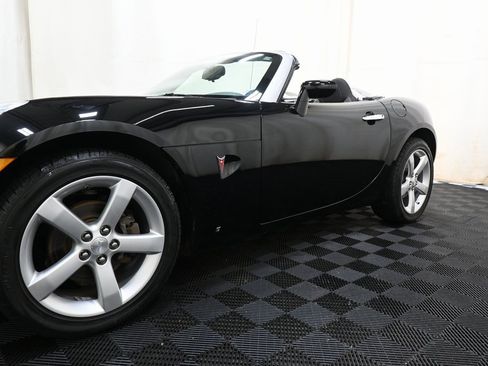 Used 2008 Pontiac Solstice Convertible w/ Preferred Package image 15