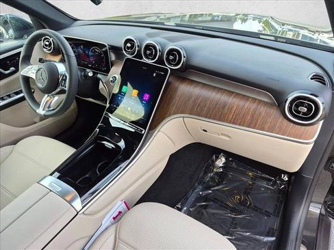 Used 2026 Mercedes-Benz GLC 300 4MATIC image 18