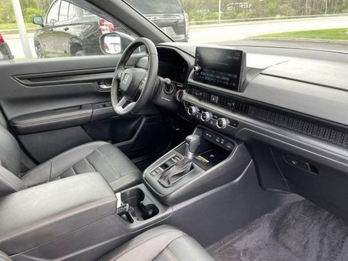 Used 2025 Honda CR-V Sport-L image 8