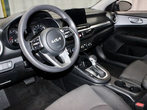 Used 2024 Kia Forte LXS FWD image 24