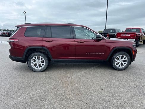 Used 2022 Jeep Grand Cherokee L Limited w/ Luxury Tech Group II AWD/4WD image 5