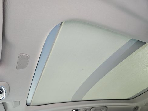 Used 2021 Volvo XC60 T5 Inscription w/ Advanced Package image 32