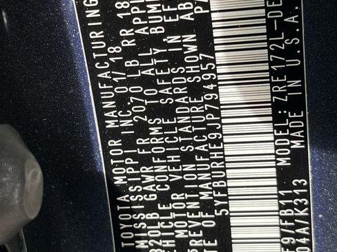 Used 2018 Toyota Corolla LE FWD image 11