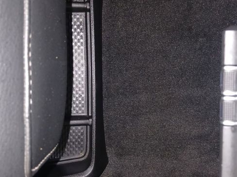 Used 2022 RAM 1500 Laramie AWD/4WD image 29