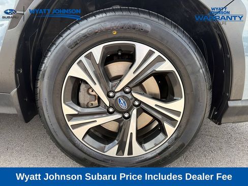 Used 2025 Subaru Crosstrek 2.5i Premium AWD/4WD image 12
