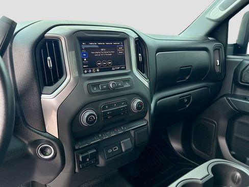 Used 2025 Chevrolet Silverado 3500 W/T AWD/4WD image 26