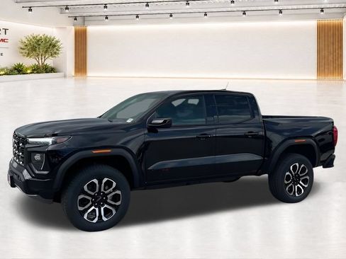 New 2026 GMC Canyon AT4 w/ Nightfall Essentials Package AWD/4WD image 4