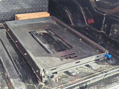 Certified 2023 Jeep Gladiator Rubicon w/ Cold Weather Group image 37