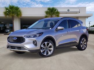 Used 2024 Ford Escape Platinum video 1