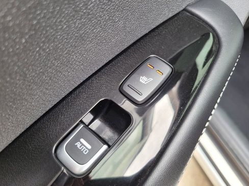 Used 2019 Kia Sorento AWD image 48