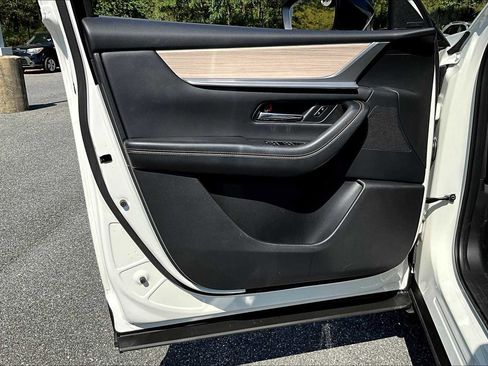 Used 2025 MAZDA CX-70 Plug-In Hybrid w/ Premium Pkg image 21