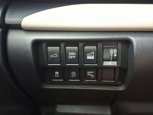 Used 2022 Subaru Forester Limited image 21