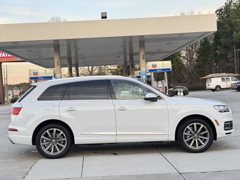 Used 2019 Audi Q7 3.0T Premium Plus w/ Premium Plus Package image 22