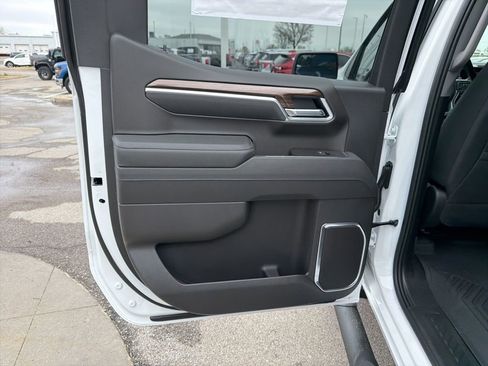 New 2026 Chevrolet Silverado 1500 RST AWD/4WD image 18