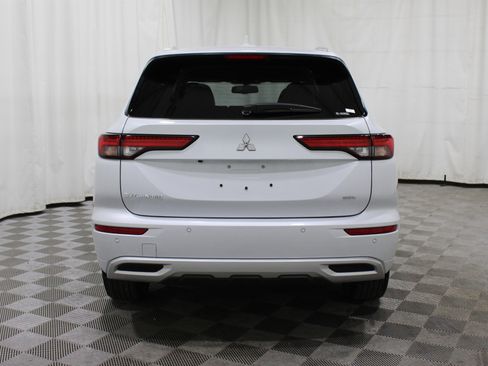 Used 2024 Mitsubishi Outlander SEL image 39