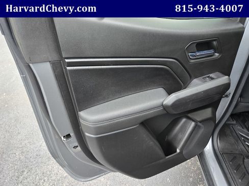 Used 2023 Chevrolet Colorado LT w/ LT Convenience Package II AWD/4WD image 34