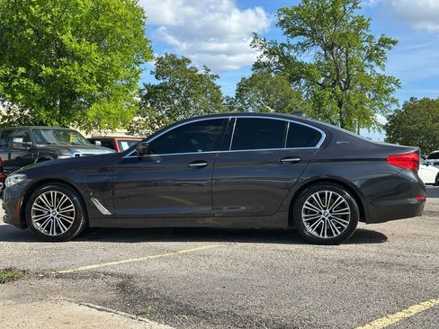 Used 2018 BMW 530e w/ Premium Package 2 image 3