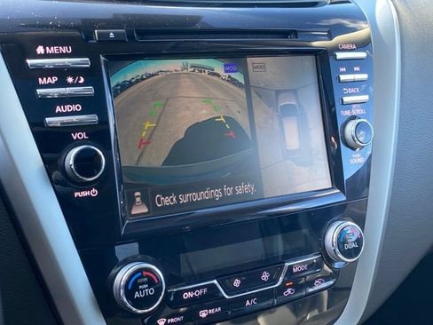 Used 2023 Nissan Murano SL AWD/4WD image 12