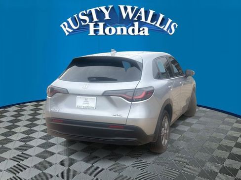 Used 2026 Honda HR-V LX image 2
